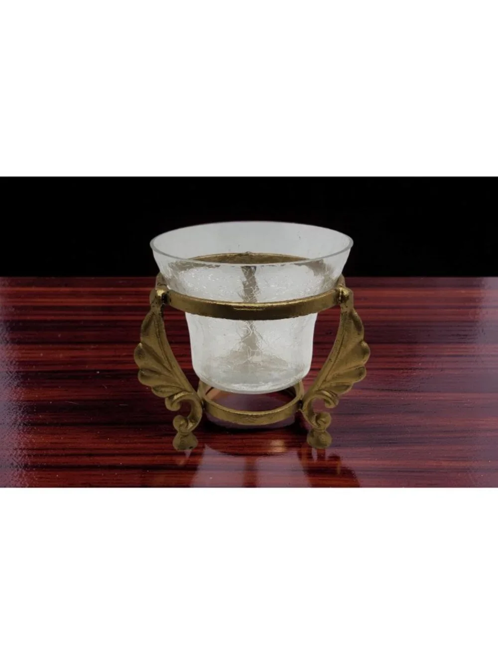 vintage gold color metal leaf design 3-leg crackled glass candle holder. 5.5